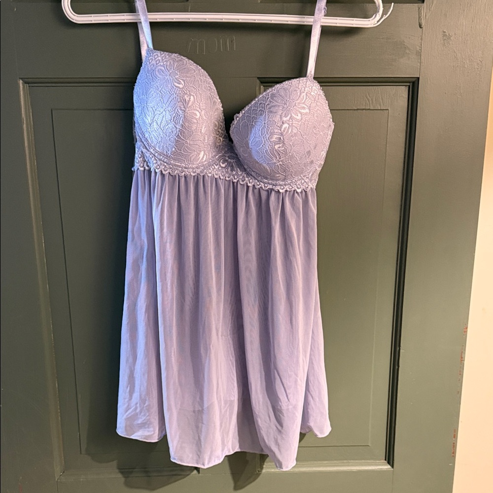 Elegant Lavender Lace Chemise